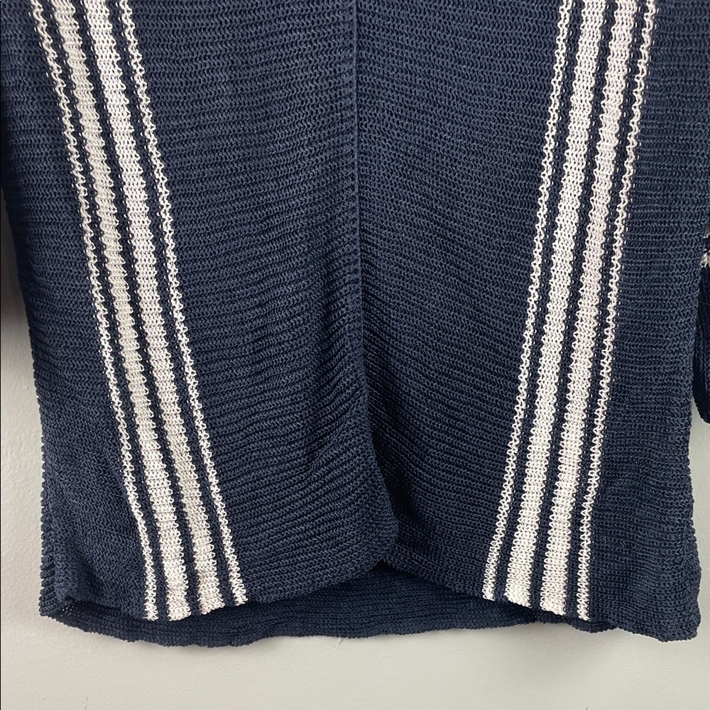 Avalin 100% Linen Navy Top Size L - Picture 3 of 8